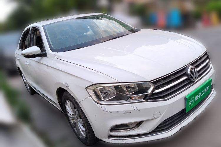 Used Volkswagen Bora 2017 1.6L Automatic Comfort Model Front Right 45 Deg