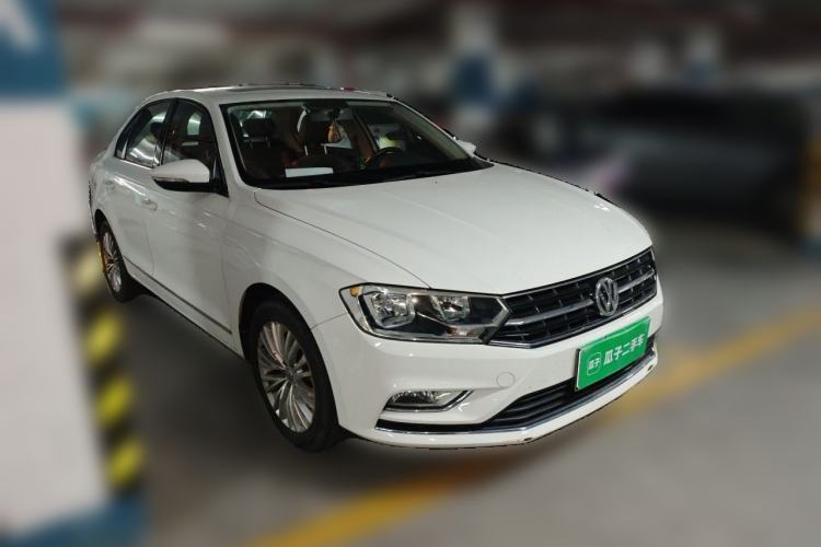 Used Volkswagen Bora 2017 230TSI Automatic – Two-Millionth Vehicle Commemorative Edition Front Right 45 Deg