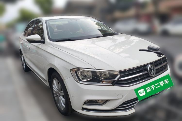 Used Volkswagen Bora 2017 1.6L Automatic Comfort Model Front Right 45 Deg