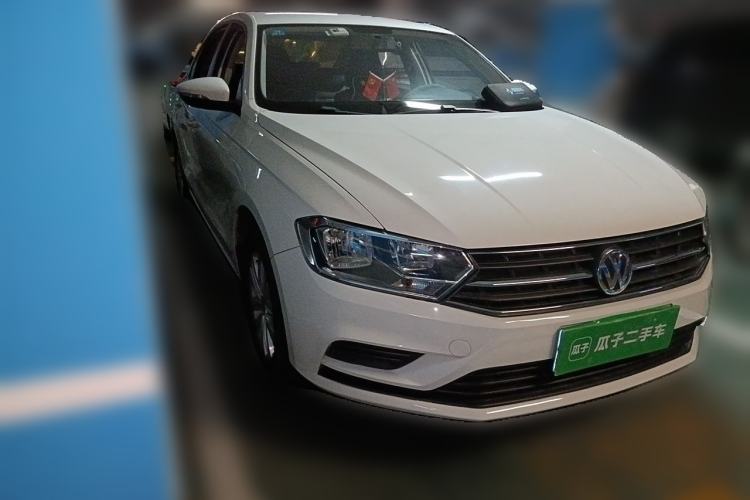 Used Volkswagen Bora 2017 1.6L Automatic Fashion Model Front Right 45 Deg