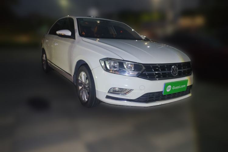 Used Volkswagen Bora 2017 1.6L Automatic Comfort Model Front Right 45 Deg