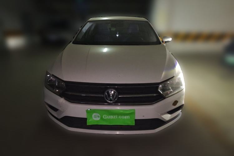 Used Volkswagen Bora 2017 1.6L Manual Fashion Model Front