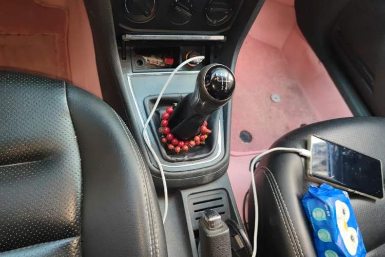 Used Volkswagen Bora 2017 1.6L Manual Fashion Model Gear Lever