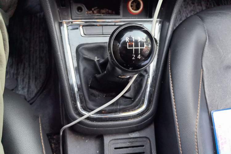 Used Volkswagen Bora 2017 1.6L Manual Comfort Model Gear Lever