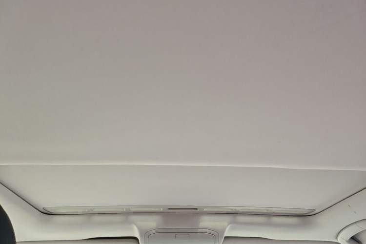 Used Volkswagen Bora 2017 1.6L Automatic Comfort Model Headliner