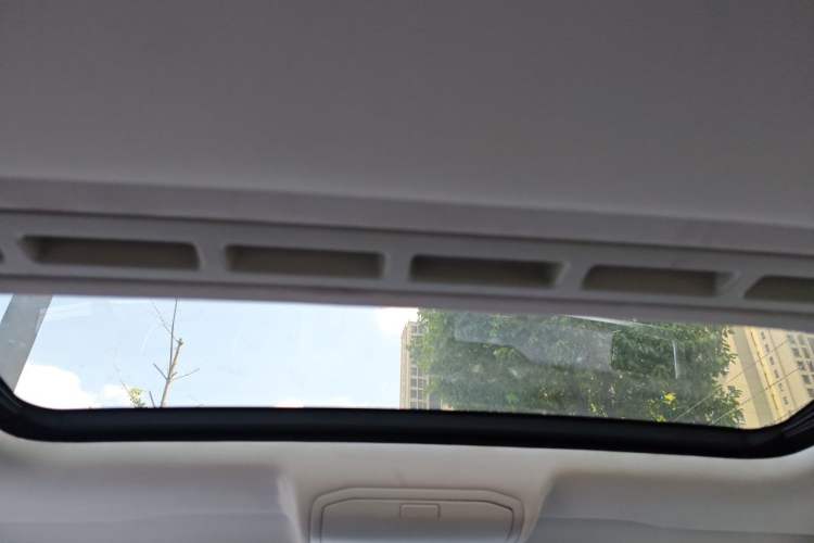 Used Volkswagen Bora 2017 1.6L Automatic Comfort Model Headliner