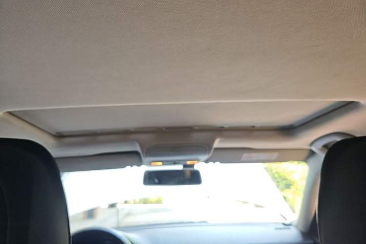 Used Volkswagen Bora 2017 1.6L Automatic Comfort Model Headliner