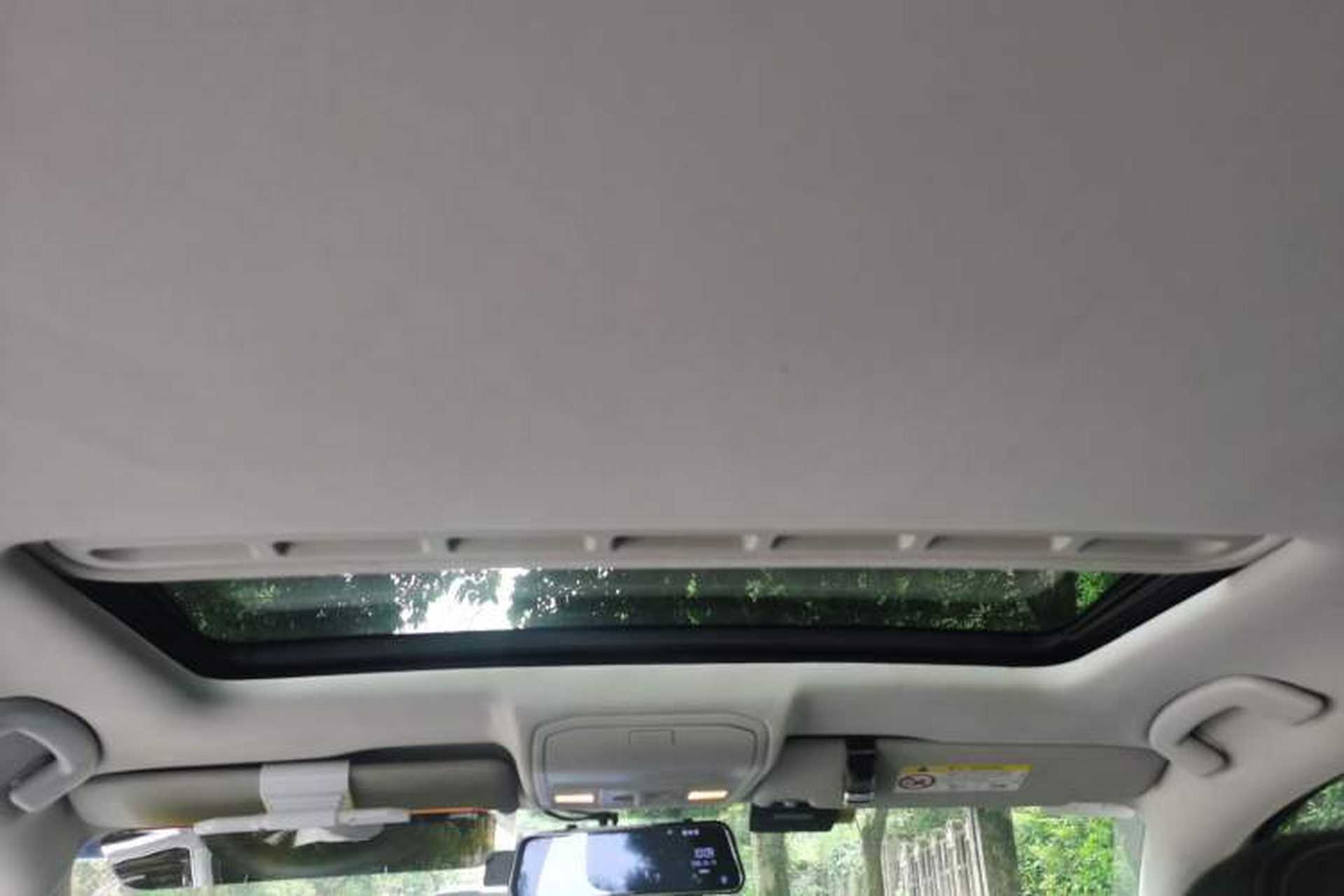 Used Volkswagen Bora 2017 1.6L Manual Comfort Model Headliner