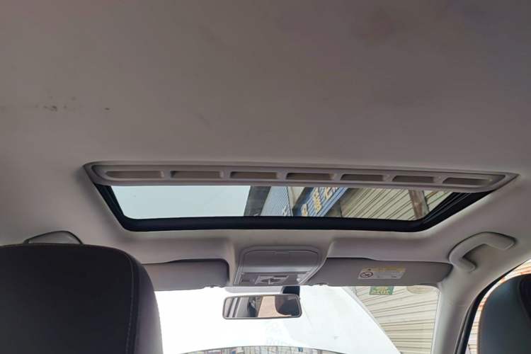 Used Volkswagen Bora 2017 1.6L Automatic Comfort Model Headliner