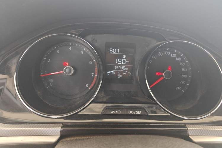 Used Volkswagen Bora 2017 1.6L Manual Comfort Model Instrument Cluster