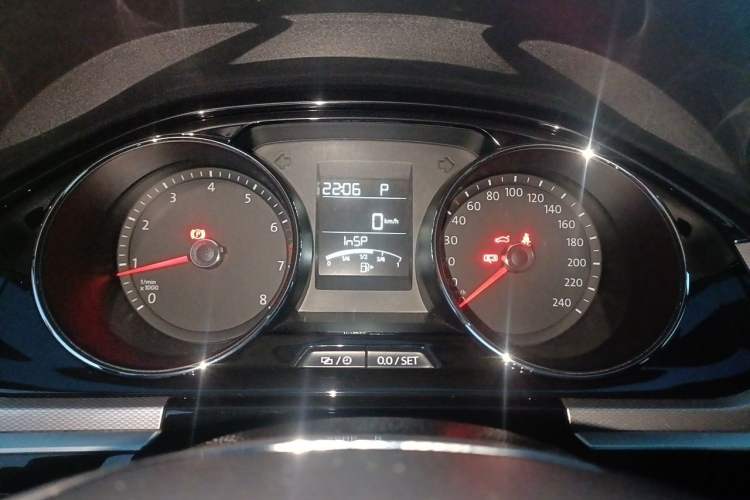 Used Volkswagen Bora 2017 1.6L Automatic Comfort Model Instrument Cluster
