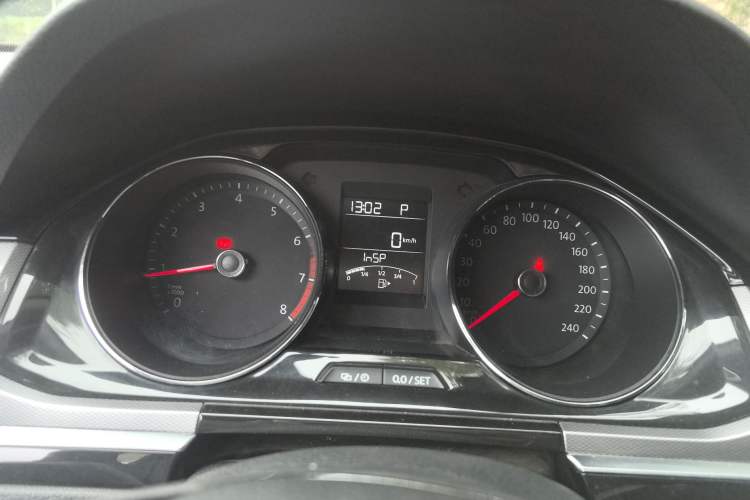 Used Volkswagen Bora 2017 1.6L Automatic Comfort Model Instrument Cluster