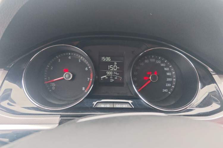 Used Volkswagen Bora 2017 1.6L Manual Comfort Model Instrument Cluster