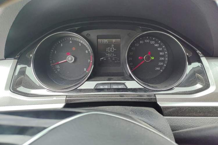 Used Volkswagen Bora 2017 1.6L Automatic Comfort Model Instrument Cluster
