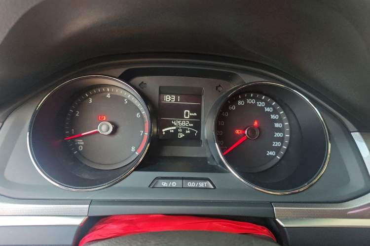 Used Volkswagen Bora 2017 1.6L Manual Fashion Model Instrument Cluster
