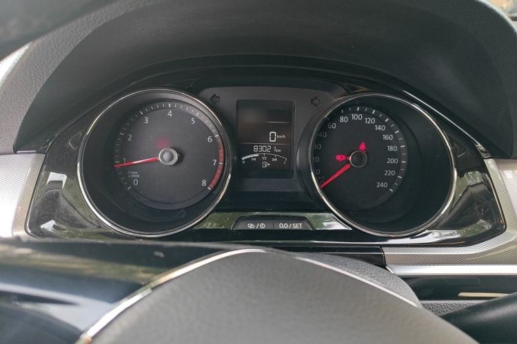 Used Volkswagen Bora 2017 1.6L Manual Comfort Model Instrument Cluster