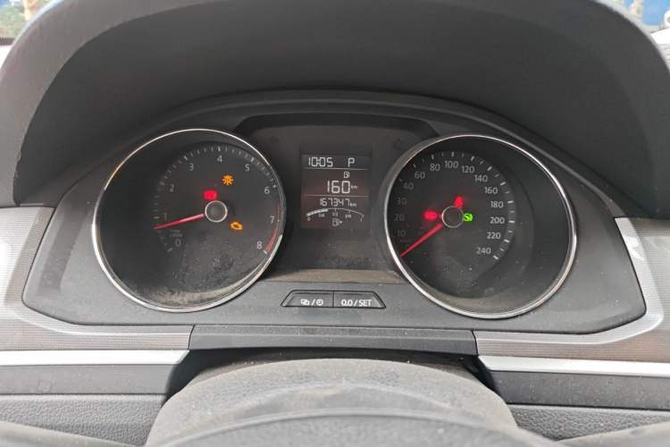 Used Volkswagen Bora 2017 1.6L Automatic Fashion Model Instrument Cluster
