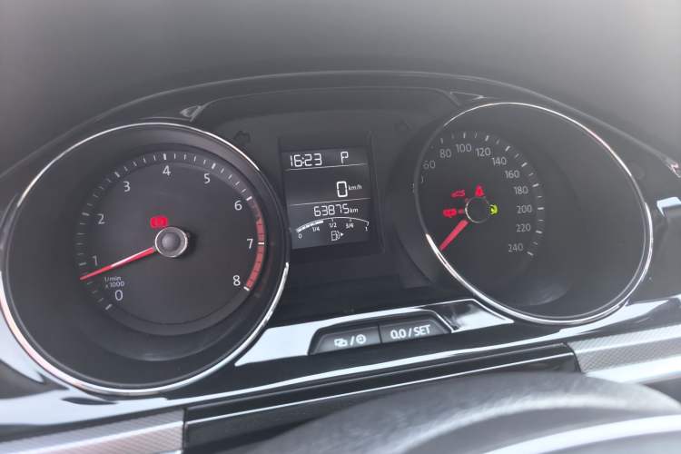 Used Volkswagen Bora 2017 1.6L Automatic Comfort Model Instrument Cluster