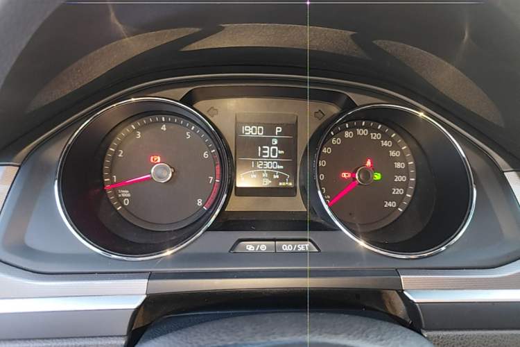 Used Volkswagen Bora 2017 1.6L Automatic Fashion Model Instrument Cluster