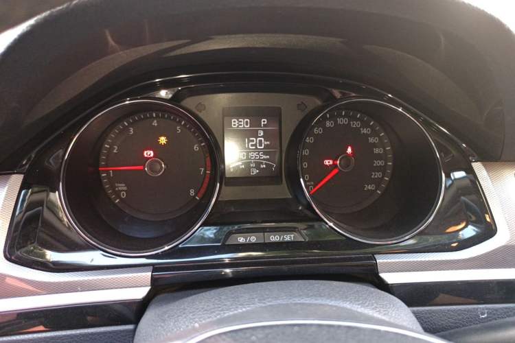 Used Volkswagen Bora 2017 1.6L Automatic Comfort Model Instrument Cluster