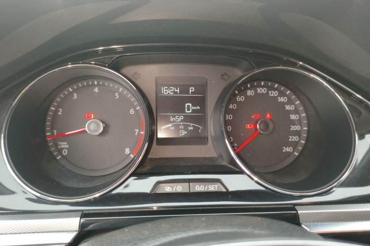 Used Volkswagen Bora 2017 1.6L Automatic Comfort Model Instrument Cluster