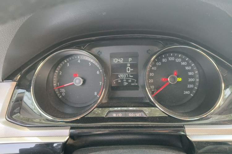 Used Volkswagen Bora 2017 1.6L Automatic Comfort Model Instrument Cluster