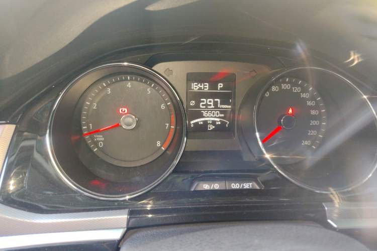 Used Volkswagen Bora 2017 1.6L Automatic Comfort Model Instrument Cluster