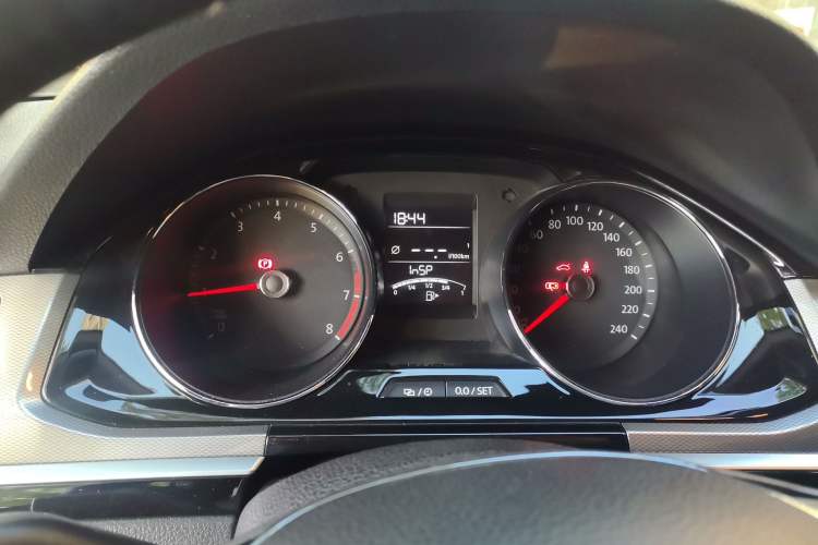 Used Volkswagen Bora 2017 1.6L Manual Two-Millionth-Vehicle Commemorative Edition Instrument Cluster