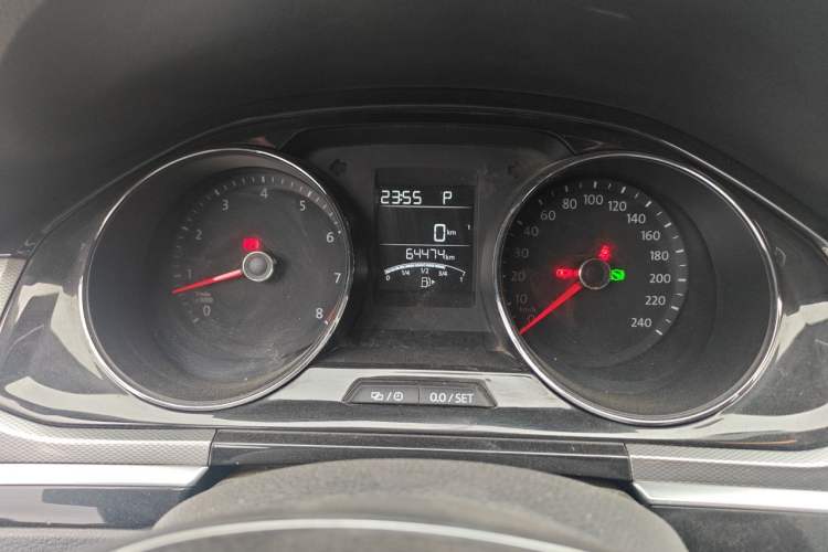 Used Volkswagen Bora 2017 1.6L Automatic Comfort Model Instrument Cluster