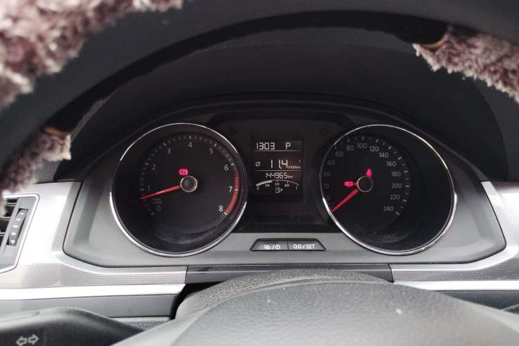Used Volkswagen Bora 2017 1.6L Automatic Fashion Model Instrument Cluster