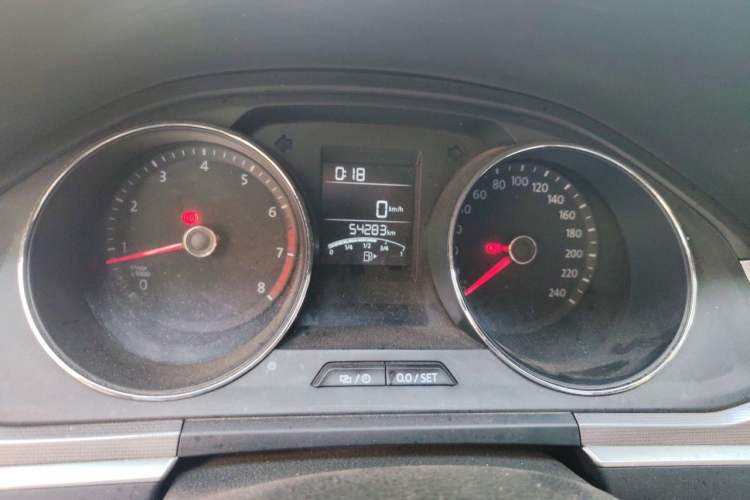 Used Volkswagen Bora 2017 1.6L Manual Fashion Model Instrument Cluster