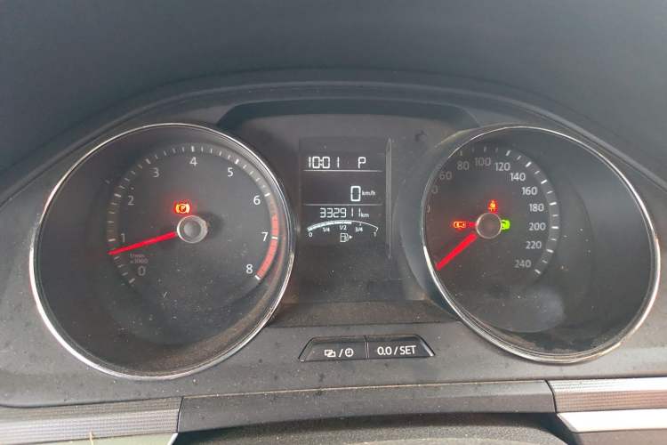 Used Volkswagen Bora 2017 1.6L Automatic Fashion Model Instrument Cluster