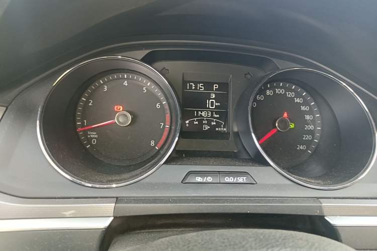 Used Volkswagen Bora 2017 1.6L Automatic Fashion Model Instrument Cluster