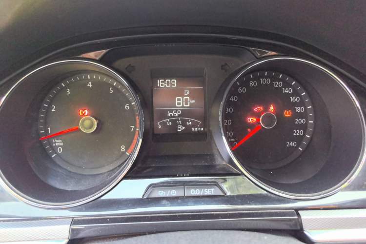 Used Volkswagen Bora 2017 1.6L Manual Comfort Model Instrument Cluster