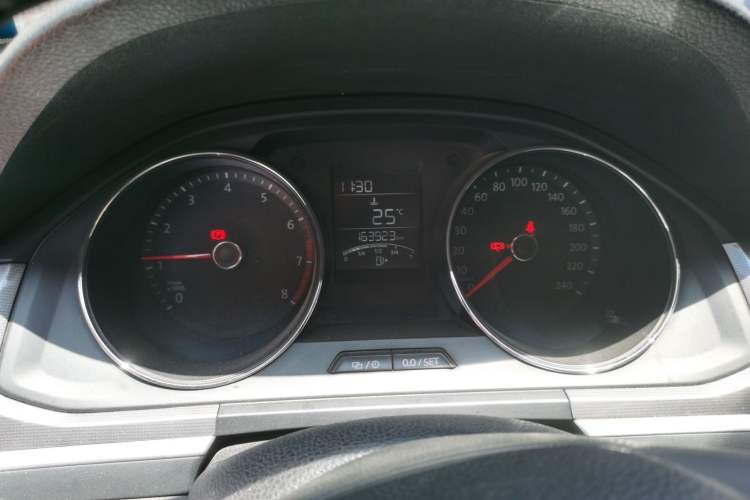 Used Volkswagen Bora 2017 1.6L Manual Fashion Model Instrument Cluster