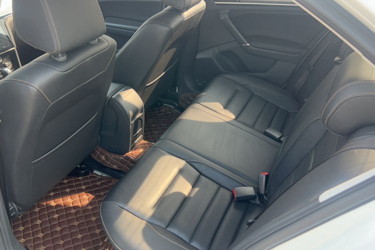 Used Volkswagen Bora 2017 1.6L Automatic Comfort Model Interior 2