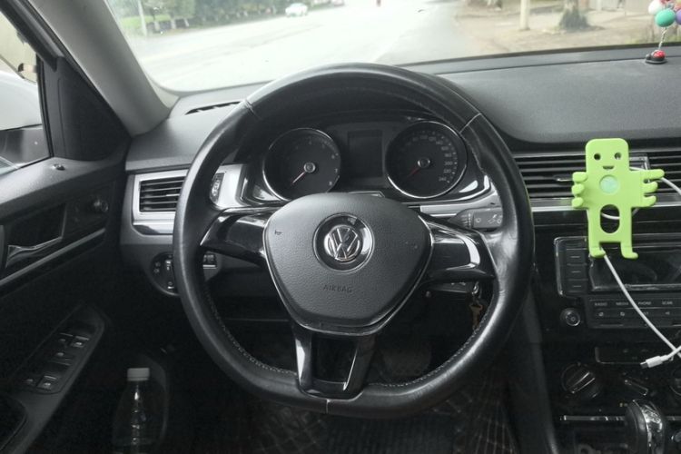 Used Volkswagen Bora 2017 1.6L Automatic Comfort Model Interior 3