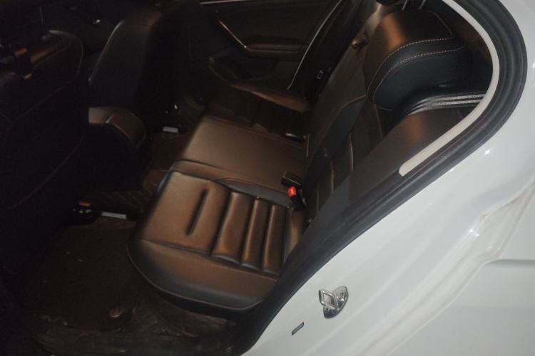 Used Volkswagen Bora 2017 230TSI DSG Comfort Version Interior 4