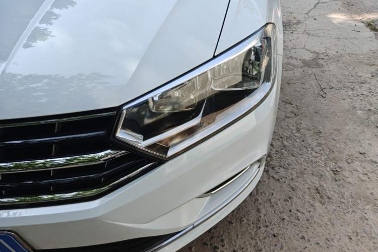 Used Volkswagen Bora 2017 1.6L Automatic Comfort Model Left Front Headlight