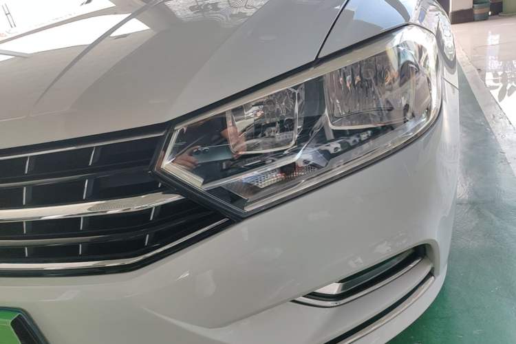 Used Volkswagen Bora 2017 1.6L Automatic Comfort Model Left Front Headlight