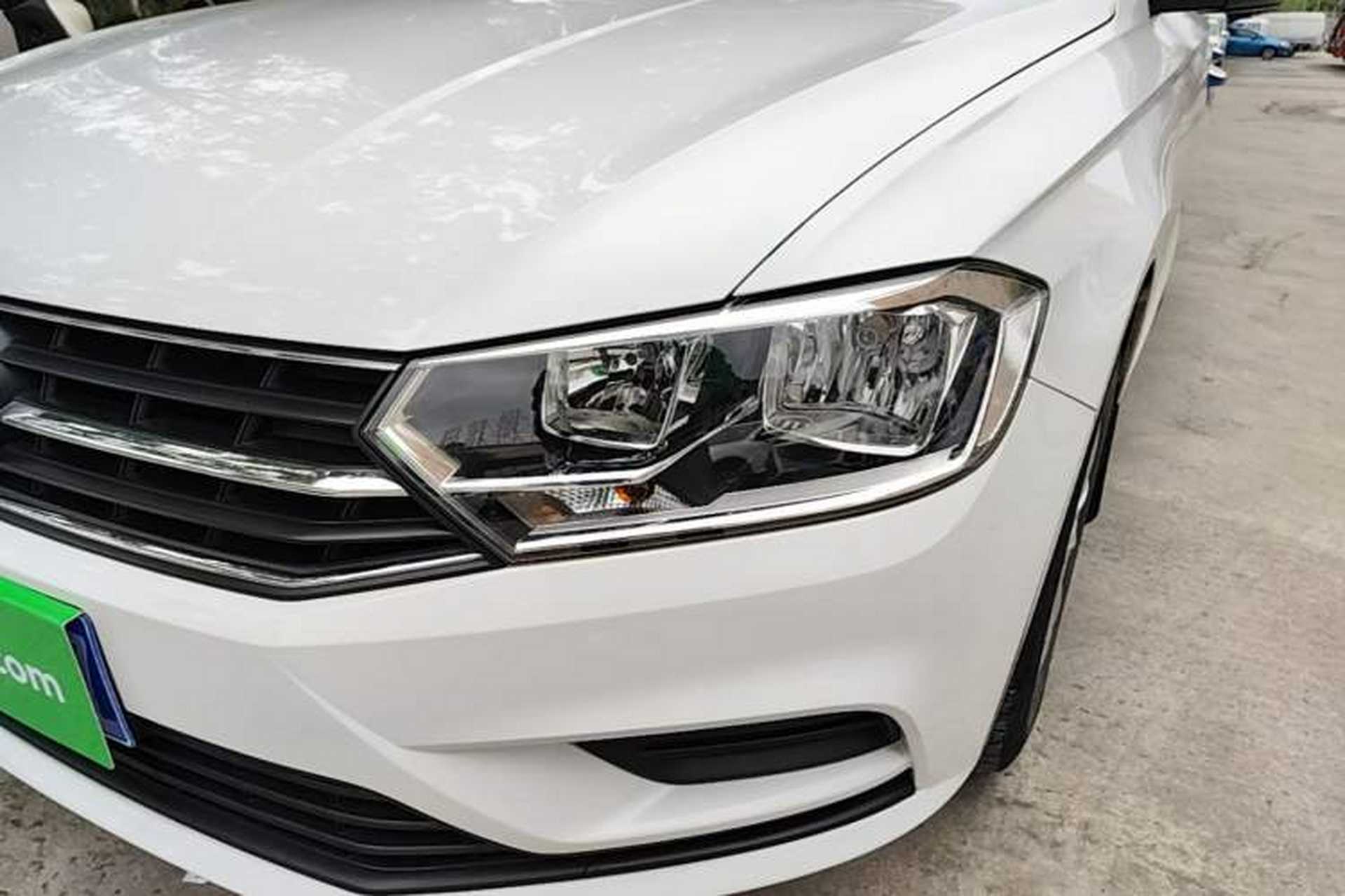 Used Volkswagen Bora 2017 1.6L Manual Fashion Model Left Front Headlight