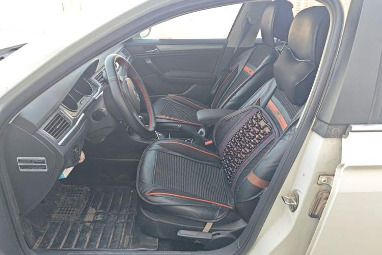 Used Volkswagen Bora 2017 1.6L Automatic Fashion Model Left Front Seat