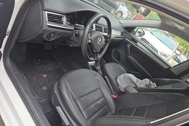 Used Volkswagen Bora 2017 1.6L Automatic Comfort Model Left Front Seat