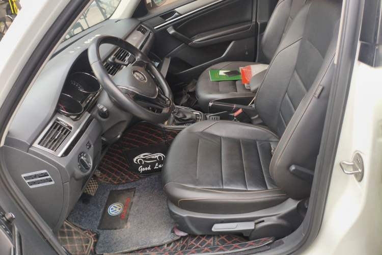 Used Volkswagen Bora 2017 1.6L Automatic Comfort Model Left Front Seat