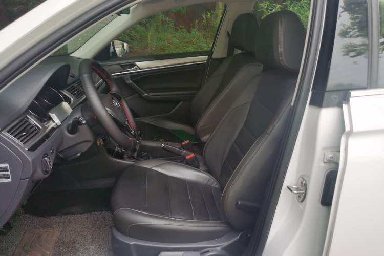 Used Volkswagen Bora 2017 1.6L Manual Comfort Model Left Front Seat