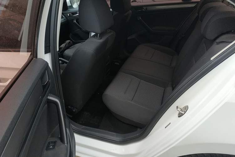 Used Volkswagen Bora 2017 1.6L Automatic Fashion Model Left Rear Seat