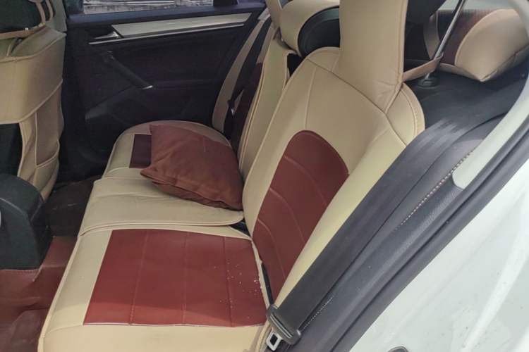 Used Volkswagen Bora 2017 1.6L Automatic Comfort Model Left Rear Seat