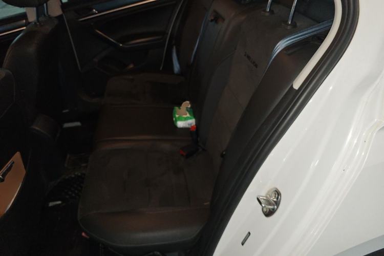 Used Volkswagen Bora 2017 230TSI Automatic – Two-Millionth Vehicle Commemorative Edition Left Rear Seat