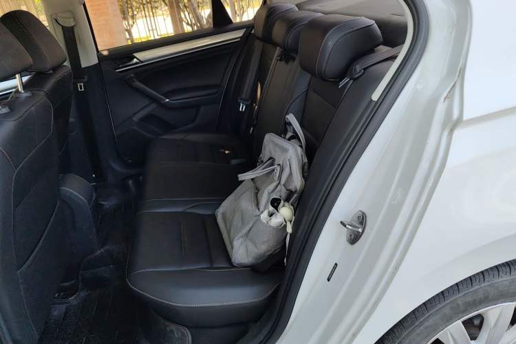 Used Volkswagen Bora 2017 1.6L Automatic Comfort Model Left Rear Seat
