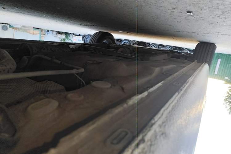 Used Volkswagen Bora 2017 1.6L Automatic Fashion Model Left Side Sill
